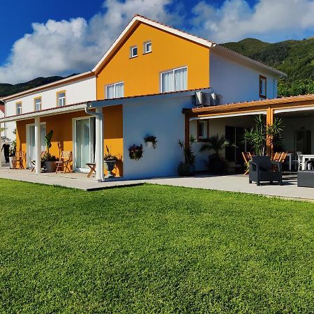 Casa d'Avó Guesthouse&Apartment Urzelina Exterior foto