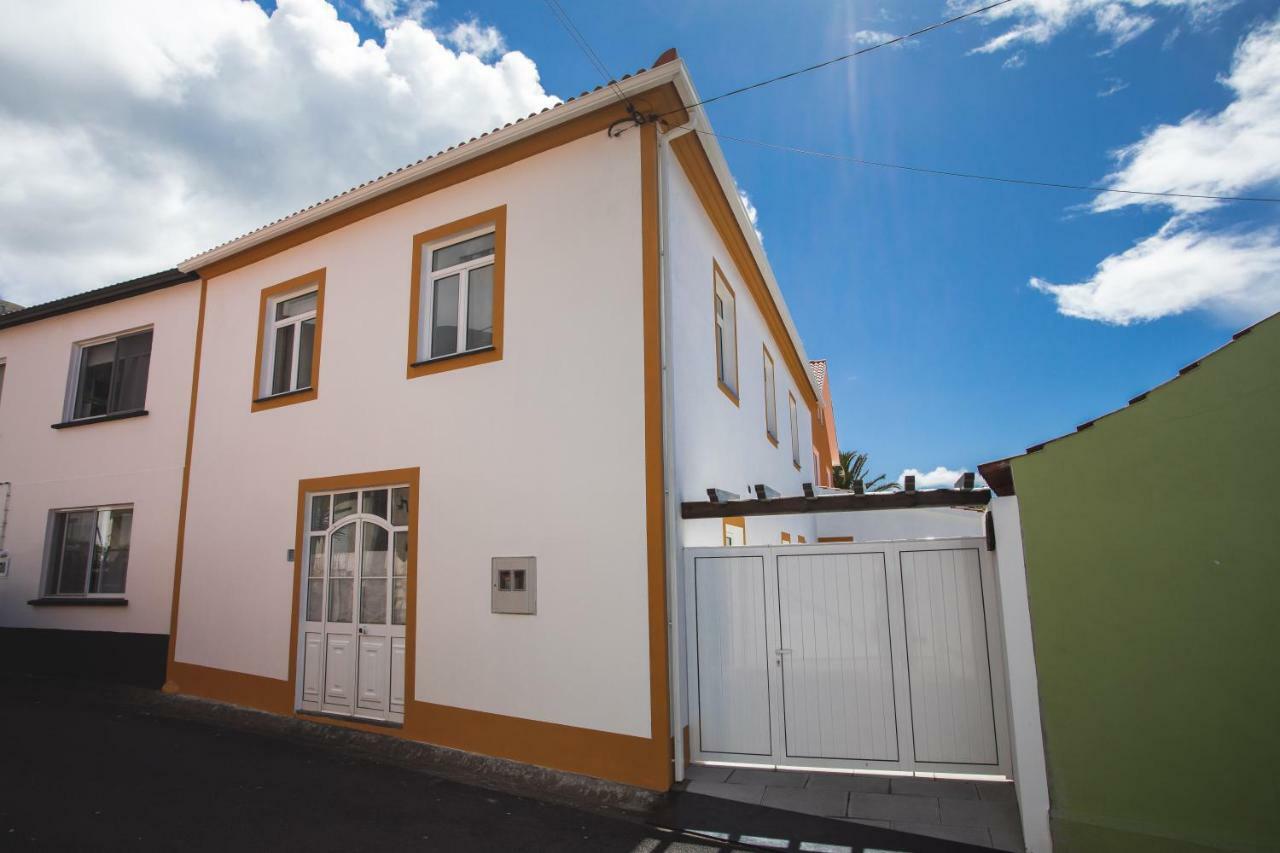 Casa d'Avó Guesthouse&Apartment Urzelina Exterior foto